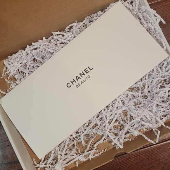 Chanel Beauty Ornaments 5pc Gold - Picture 2 of 2